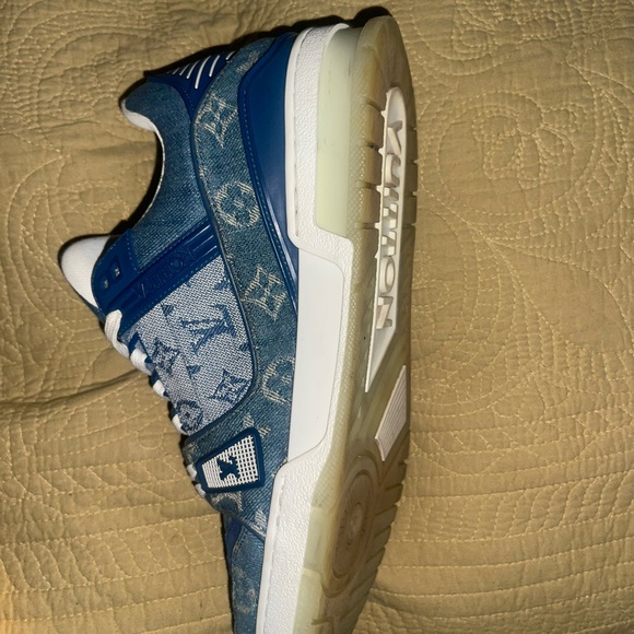 Louis Vuitton shoes - Picture 4 of 4